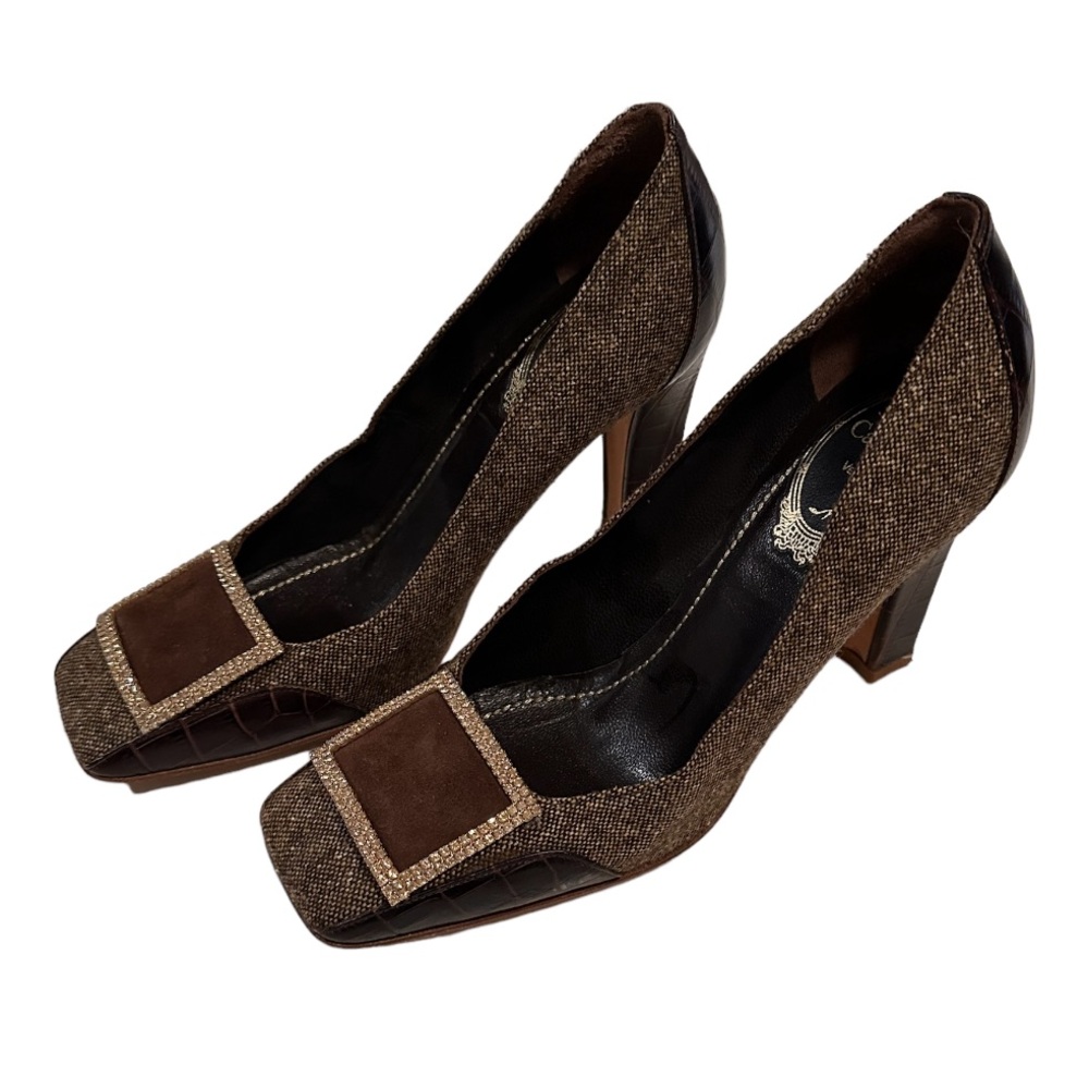 RENÉ CAOVILLA
Printed Crystal Embellishments Pumps